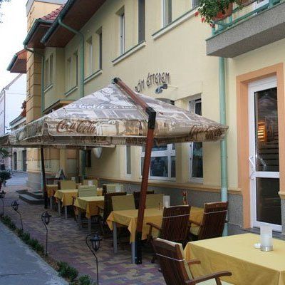 Dom Hotel