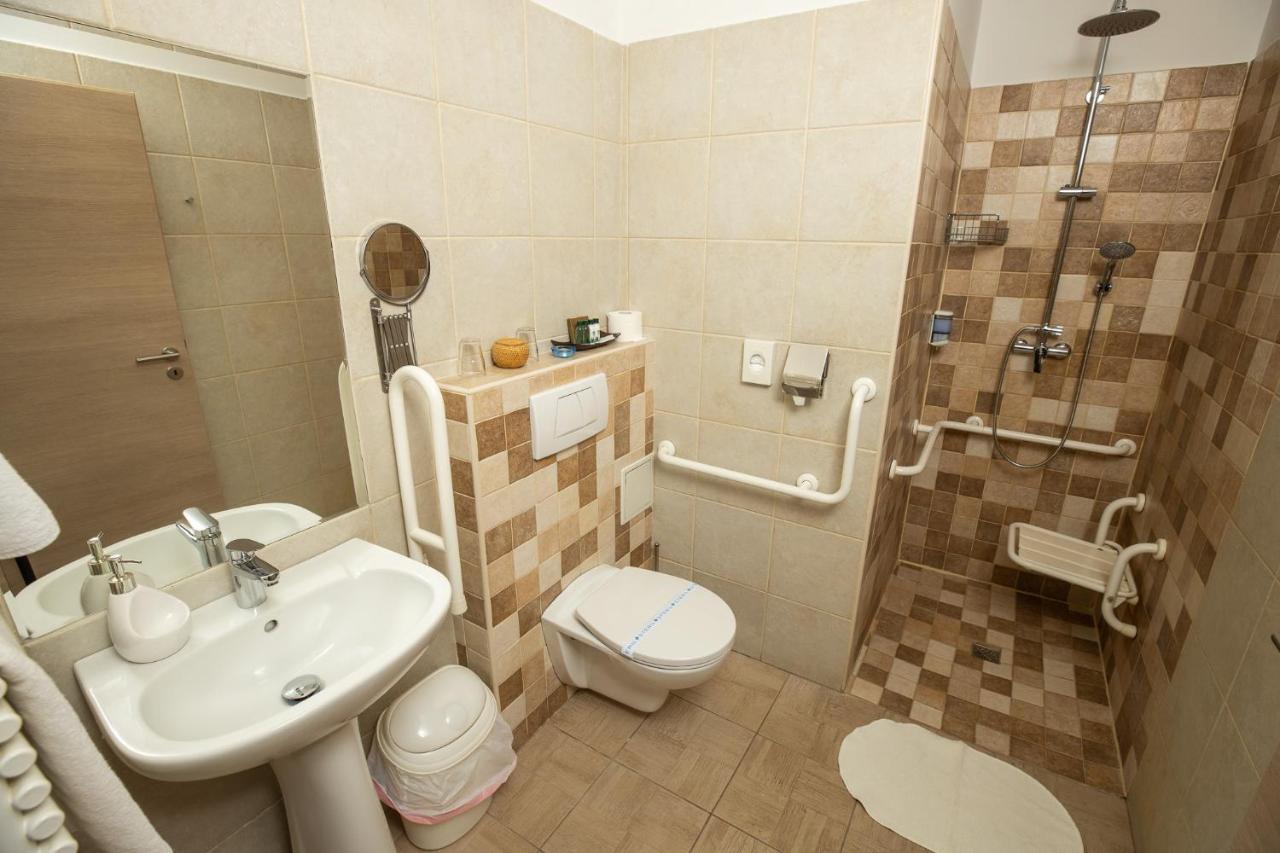 Hotel Dom 4*